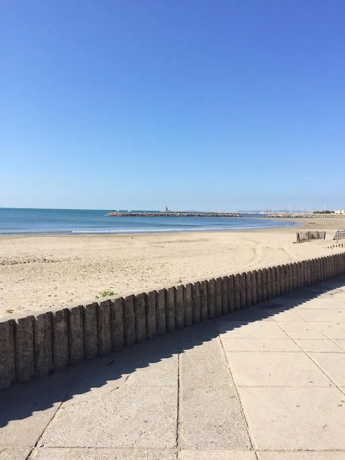 Stylish 3 Bed House 2 Bathrooms, With Patio, Roof Terrace And Communal Pool 5 Minutes Away From The Beautiful Spanish White Village Of Casares Pueblo And Only 20 Mins From The Sea 0*,